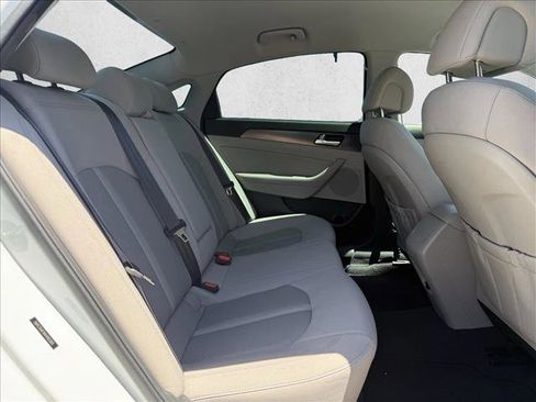 Used 2017 Hyundai Sonata Sport FWD image 17