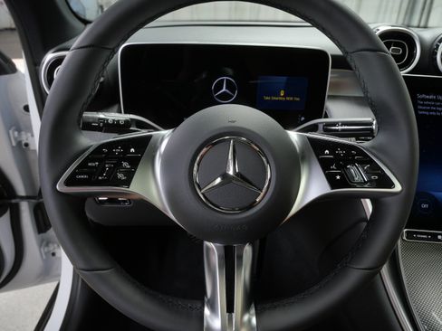 New 2026 Mercedes-Benz GLC 300 4MATIC image 14
