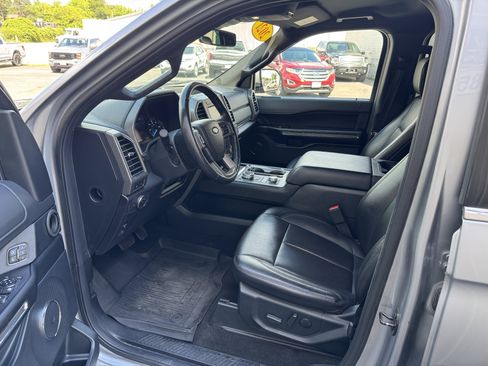 Used 2021 Ford Expedition Max XLT AWD/4WD image 9