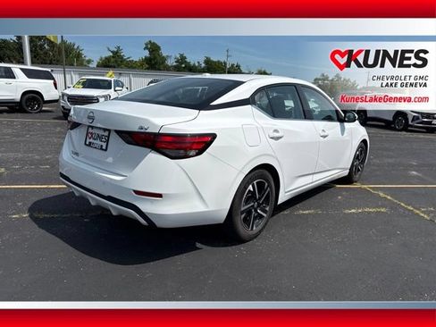 Used 2024 Nissan Sentra SV FWD image 5