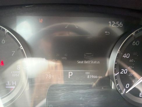 Used 2021 Toyota Highlander XLE AWD/4WD image 31