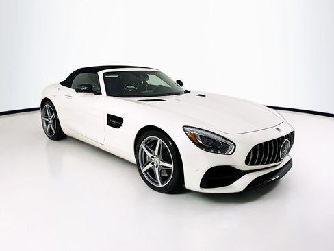 Used 2018 Mercedes-Benz AMG GT Roadster image 1