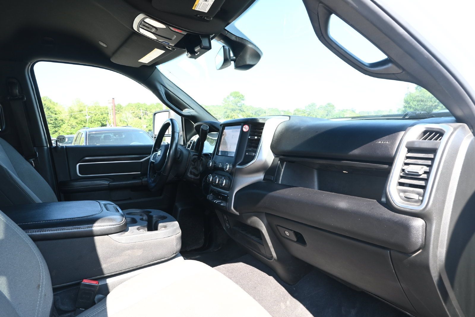 Used 2024 RAM 2500 Big Horn AWD/4WD image 27