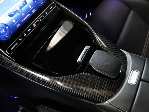 Used 2022 Mercedes-Benz SL 63 AMG 4MATIC image 32