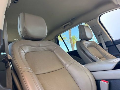Used 2020 Lincoln Aviator Reserve RWD image 20
