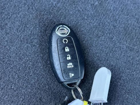 Used 2020 Nissan Maxima 3.5 SV w/ Floor Mat Group image 21