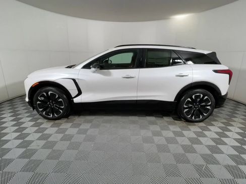 New 2025 Chevrolet Blazer EV RS image 63