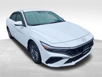 Used 2024 Hyundai Elantra Blue