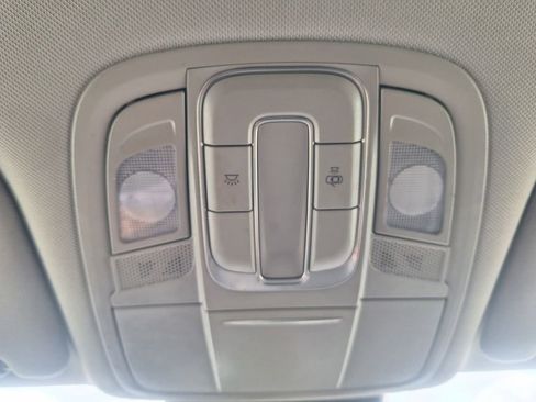 Used 2019 Hyundai Santa Fe SE FWD image 19