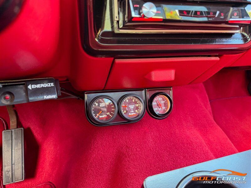 Used 1987 Ford F350 2WD Regular Cab image 16