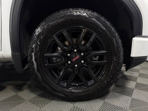 Used 2025 GMC Sierra 1500 Elevation AWD/4WD image 12