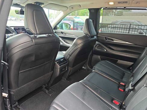 Certified 2025 INFINITI QX60 Luxe w/ Cargo Package FWD image 13