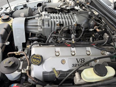 Used 2003 Ford Mustang Cobra RWD image 89