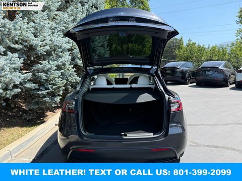 Used 2024 Tesla Model Y Long Range AWD/4WD image 30