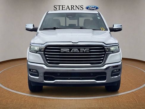 Used 2025 RAM 1500 Laramie AWD/4WD image 4