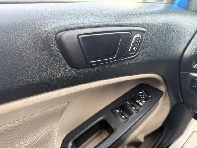 Used 2021 Ford EcoSport S AWD/4WD image 15
