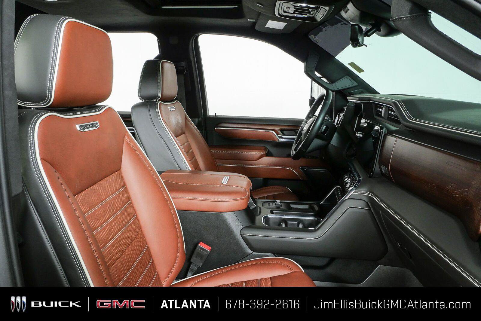 Used 2024 GMC Sierra 2500 Denali Ultimate w/ Max Trailering Package AWD/4WD image 23