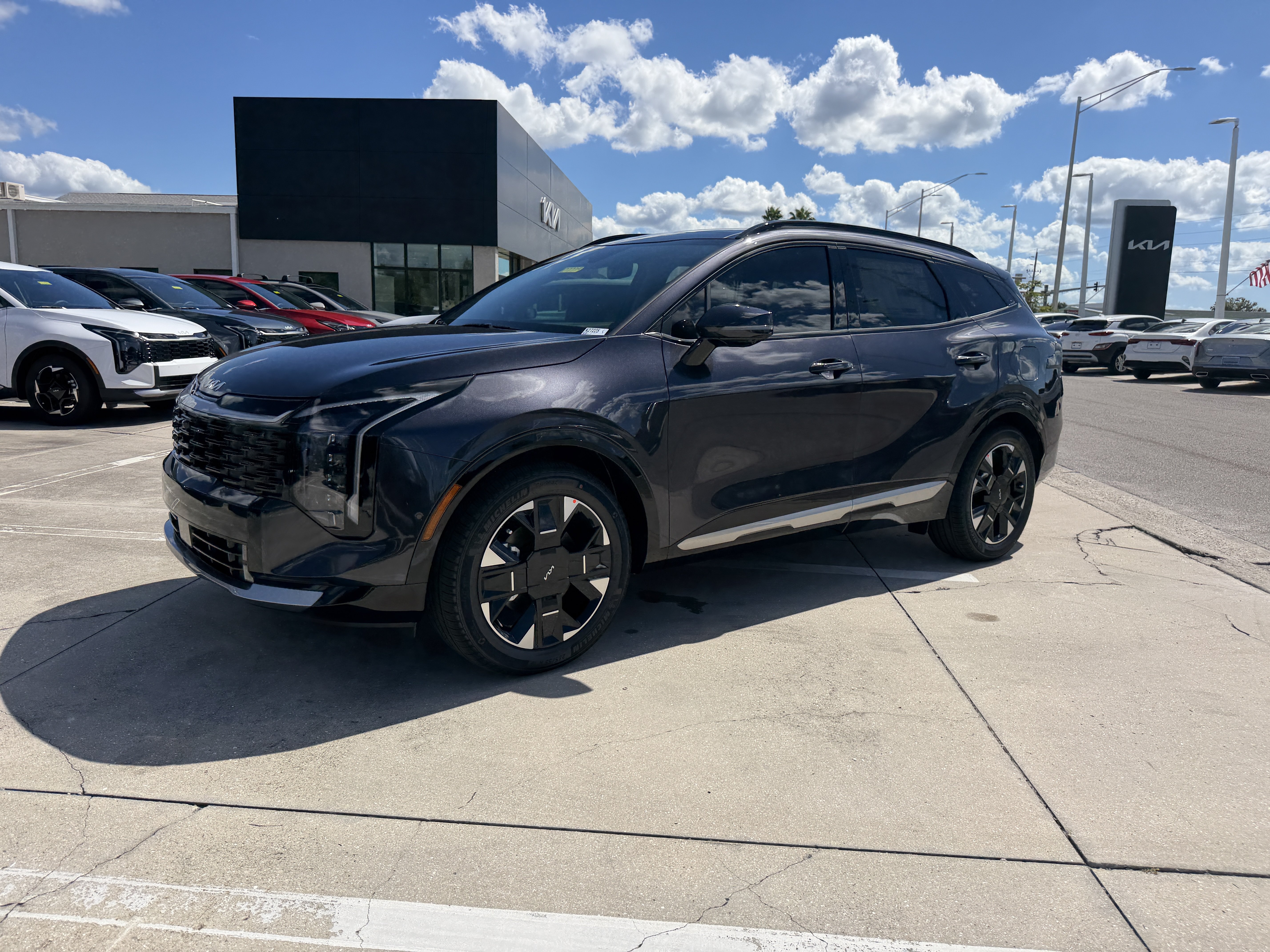 New 2027 Kia Sportage SX FWD image 8