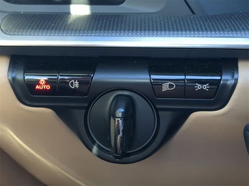 Used 2021 Porsche 911 Turbo S image 27