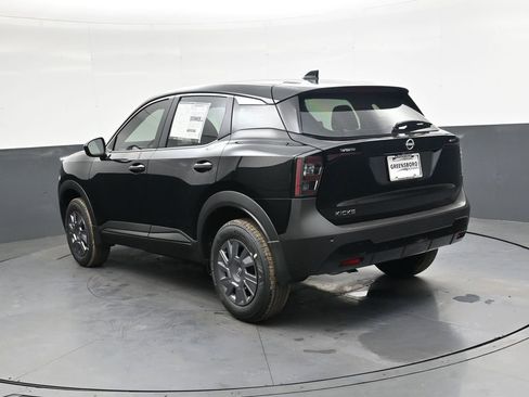 New 2026 Nissan Kicks S FWD image 5