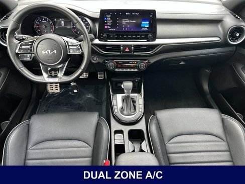 Used 2023 Kia Forte GT-Line w/ GT-Line Premium Package FWD image 18