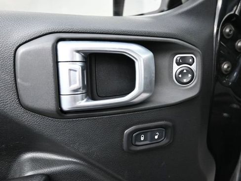 Used 2020 Jeep Wrangler Unlimited Rubicon AWD/4WD image 11
