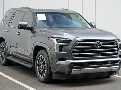 Used 2023 Toyota Sequoia Limited AWD/4WD image 57