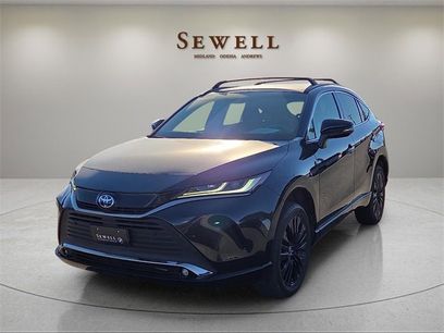 Used 2023 Toyota Venza