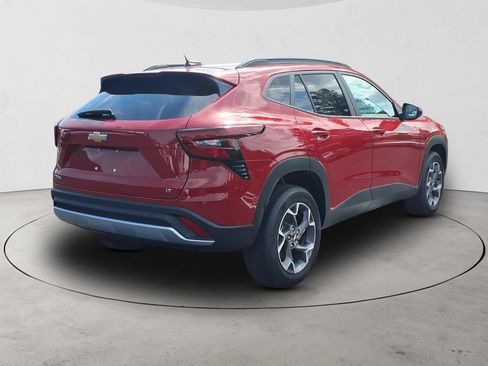 New 2026 Chevrolet Trax LT FWD image 5