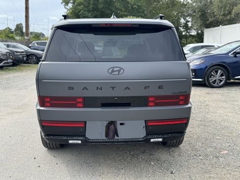 Used 2025 Hyundai Santa Fe Calligraphy image 4