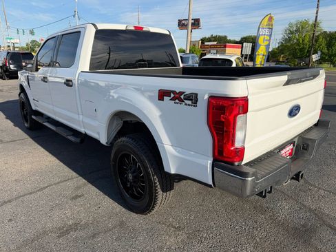 Used 2019 Ford F250 XLT w/ XLT Value Package AWD/4WD image 18
