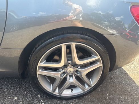 Used 2016 Mercedes-Benz SLK 300 image 26