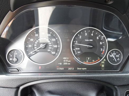 Used 2013 BMW 335i Sedan RWD image 13