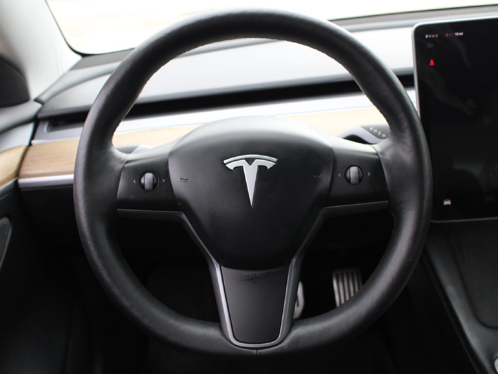 Used 2023 Tesla Model 3 Standard Range RWD image 22