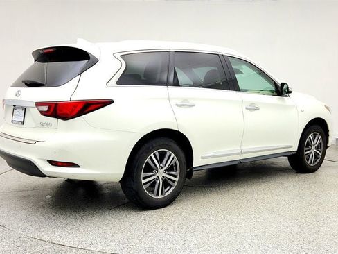 Used 2020 INFINITI QX60 Luxe w/ Essential Package image 5