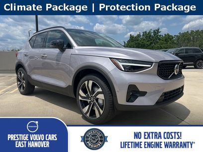 New 2026 Volvo XC40 B5 Ultra w/ Climate Package