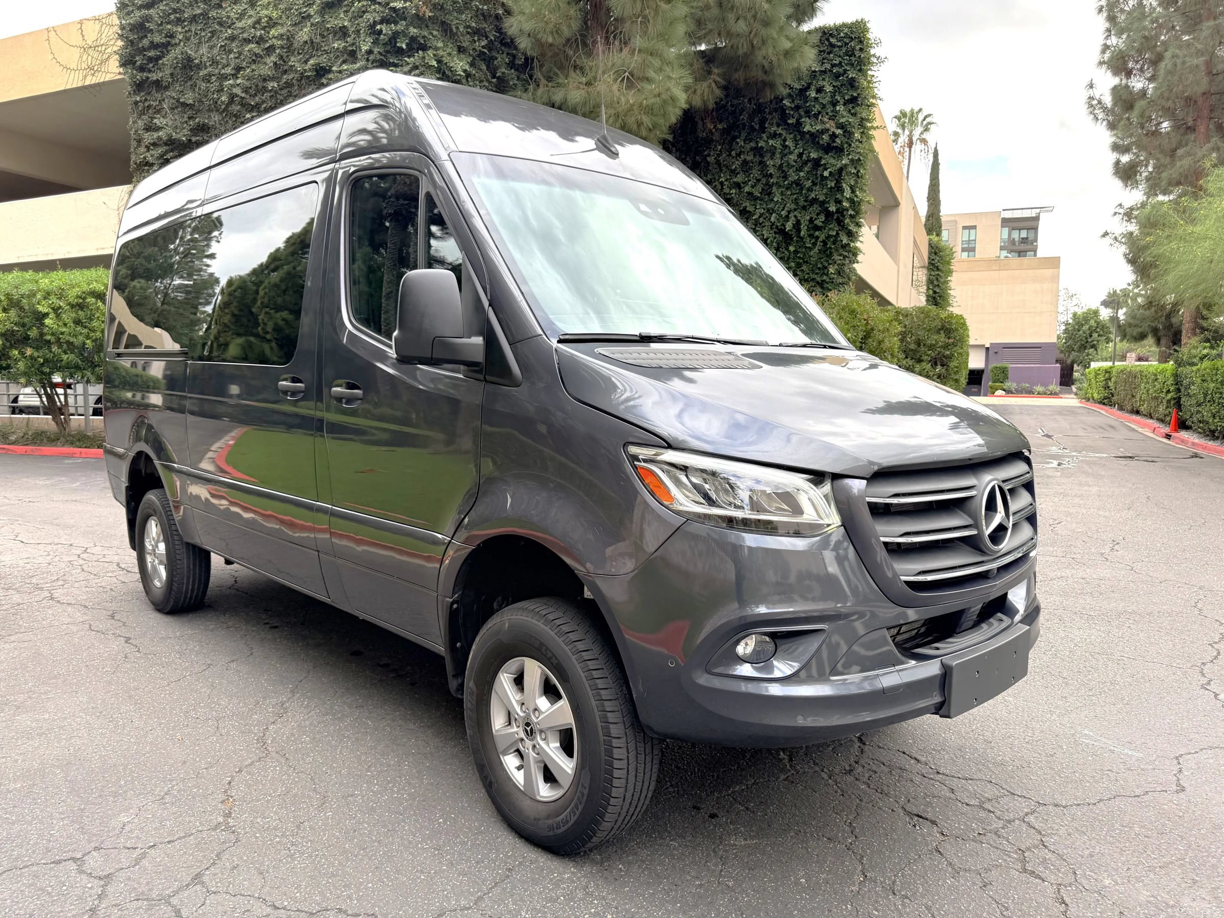 Used 2023 Mercedes-Benz Sprinter 2500 image 9