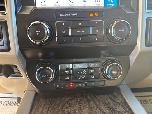 Used 2019 Ford F350 Lariat w/ Lariat Ultimate Package image 11