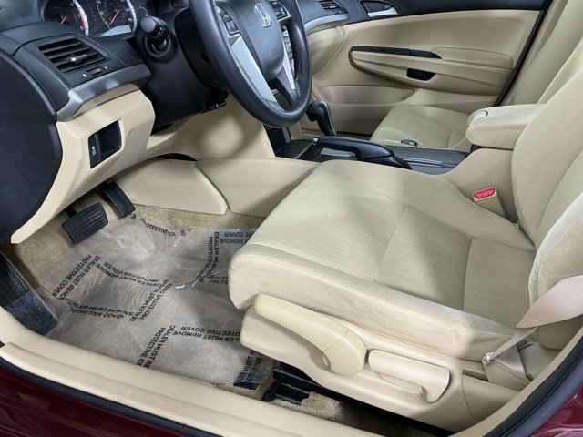 Used 2012 Honda Accord LX image 7