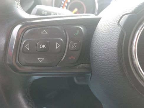 Used 2018 Jeep Wrangler Unlimited Sport S image 31