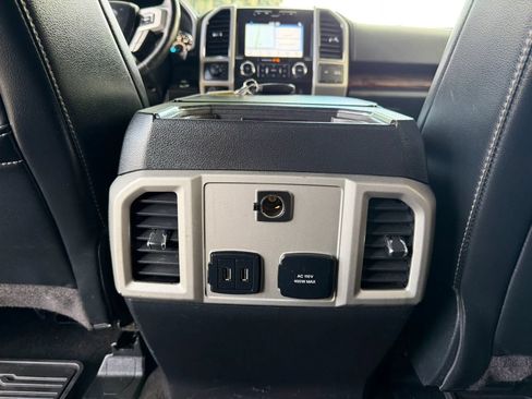 Used 2019 Ford F150 Lariat w/ Trailer Tow Package AWD/4WD image 45