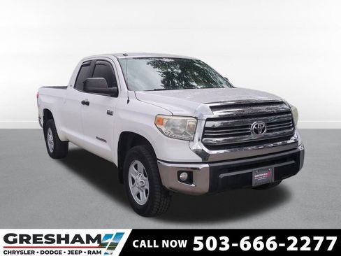 Used 2017 Toyota Tundra SR5 AWD/4WD image 1