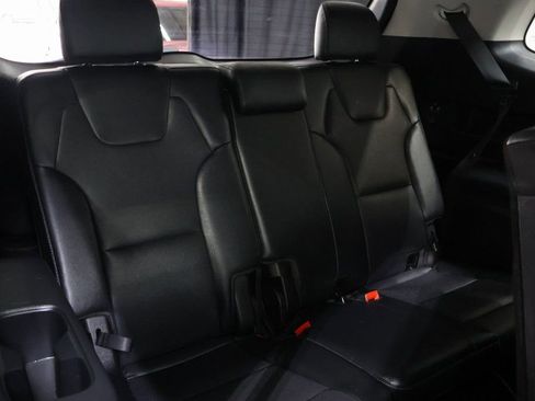 Used 2024 Kia Telluride EX AWD/4WD image 14