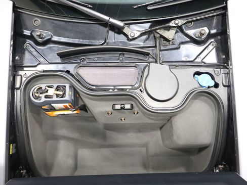 Used 2006 Ford GT image 45