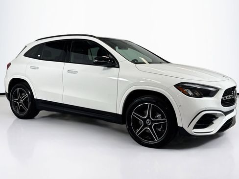 Certified 2025 Mercedes-Benz GLA 250 4MATIC image 3
