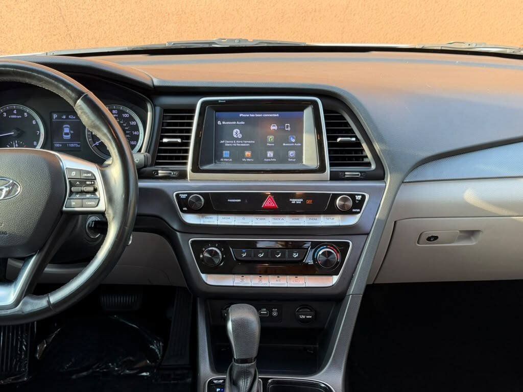 Used 2018 Hyundai Sonata SE FWD image 29