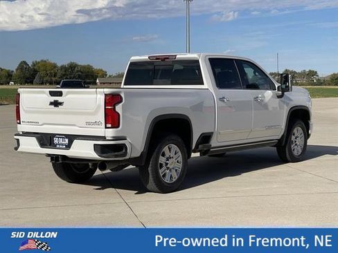 Certified 2025 Chevrolet Silverado 2500 High Country w/ Technology Package AWD/4WD image 6