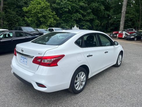 Used 2019 Nissan Sentra SV FWD image 8