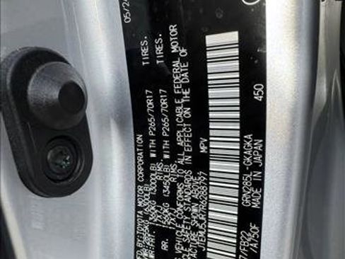 Used 2024 Toyota 4Runner SR5 AWD/4WD image 22