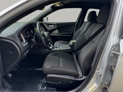 Used 2021 Dodge Charger SXT RWD image 15